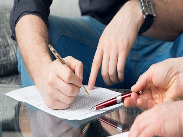 simvasi empisteftikotitas-politiki orthis xrisis - pdpr